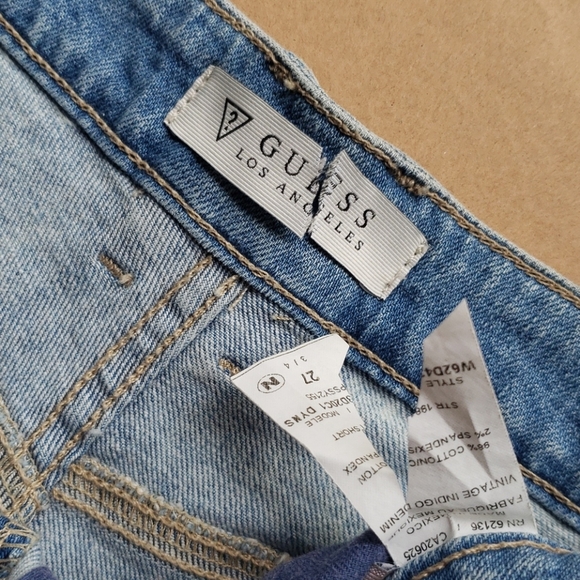 NEW GUESS Denim in Dynasty Destroy Wash Short 27 - Picture 8 of 8